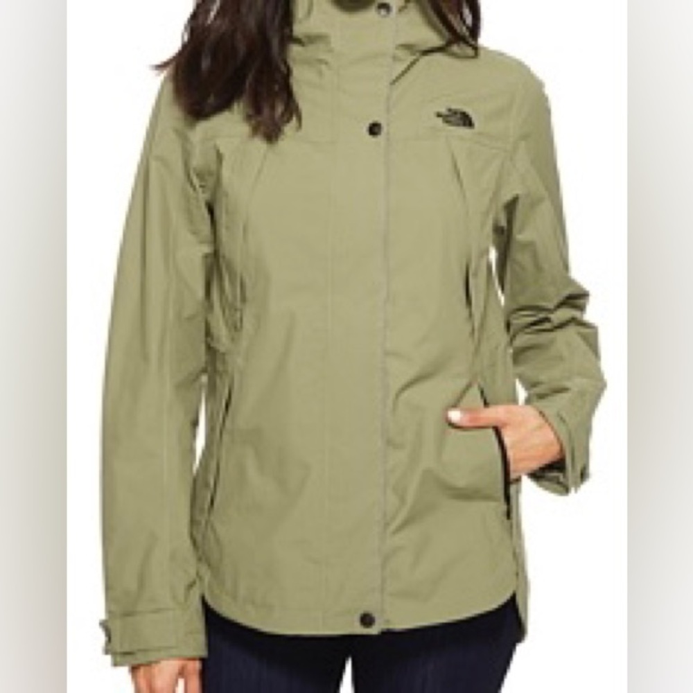 The North Face Ditmas Rain Jacket. Size Small Petite. New no tags